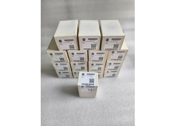 ALLEN-BRADLEY 2080-IF4 ALLENBRADLEY 2080IF4 MICRO 800 4 POINT ANALOG INPUT PLUG-IN MODULE 