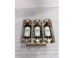 3TL6515-0AL2-Z SIEMENS 400AMP 12KV  VACUUM CONTACTOR 