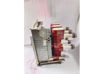 ABB HD4/P12.12.32 ABB HD4 VACUUM CIRCUIT BREAKER 