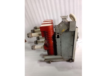 ABB HD4/P12.12.32 ABB HD4 VACUUM CIRCUIT BREAKER 