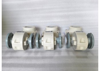 ABB ProcessMaster 300 Electromagnetic Flowmeter FEP311040A1S2A1B1A1A0A1B1C1H1T3 – High Accuracy Mag Flow Meter for Industrial Liquid Measurement