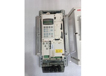 ACS800-01-0016-3+B056+C132+E200+K458+R700 Abb 15Hp Ac Drive Abb Acs800-01-0016-3 