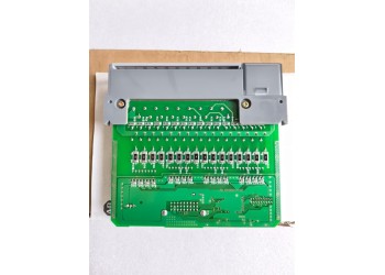 ALLEN-BRADLEY 1746-IA16 ALLEN-BRADLEY 1746IA16 SLC 500 115 VAC INPUT MODULE