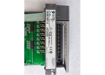 ALLEN-BRADLEY 1746-IB8 ALLEN-BRADLEY 1746IB8 SLC 500 DC-SINK INPUT MODULE