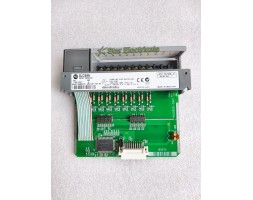 ALLEN-BRADLEY 1746-IB8 ALLEN-BRADLEY 1746IB8 SLC 500 DC-SINK INPUT MODULE