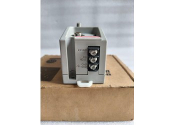 Allen-Bradley 1761-NET-AIC Advanced Interface Converter Module