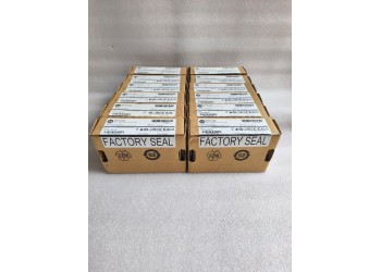 ALLEN-BRADLEY 1762-IQ16 ALLENBRADLEY 1762IQ16 MICROLOGIX 16 PT 24VDC SINK/SOURCE INPUT MODULE