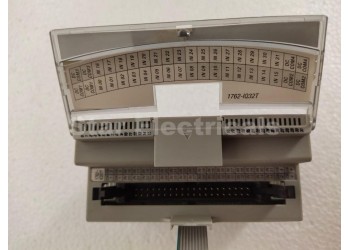 Allen Bradley 1762-iQ32T Module