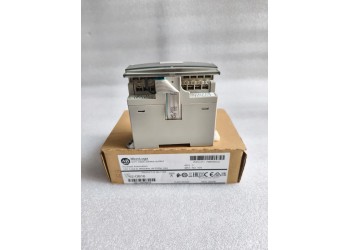 ALLEN-BRADLEY 1762-OB16 ALLENBRADLEY 1762OB16 MICROLOGIX 16PT 24VDC SOURCE OUTPUT MODULE