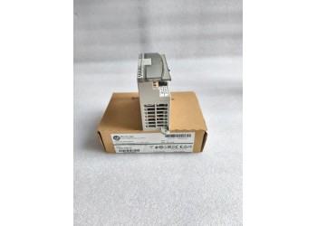 ALLEN-BRADLEY 1762-OB16 ALLENBRADLEY 1762OB16 MICROLOGIX 16PT 24VDC SOURCE OUTPUT MODULE
