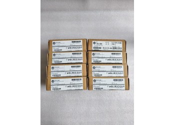 ALLEN-BRADLEY 1762-OB16 ALLENBRADLEY 1762OB16 MICROLOGIX 16PT 24VDC SOURCE OUTPUT MODULE