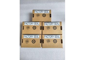 ALLEN-BRADLEY 1762-OB32T ALLENBRADLEY 1762OB32T MICROLOGIX 32PT. 24VDC SOURCE OUTPUT MODULE