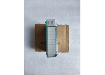 ALLEN BRADLEY 1769-OB16 ALLEN BRADLEY 1769OB16 COMPACT I/O 16 PT 24VDC SOURCING OUTPUT MODULE