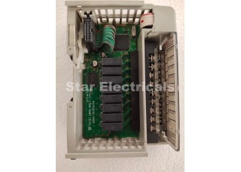 Allen Bradley 1769-OW8I Module