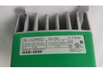 Control Techniques Commander SK SE11200037 AC Drive Inverter, 3 Phase VFD for Industrial Motor Control