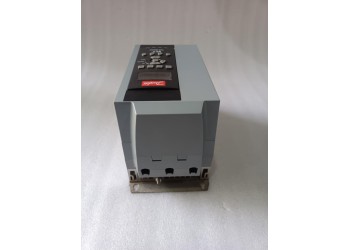 DANFOSS MCD5-0053B-T5-G1X-20CV2 VLT SOFT STARTER 35HP 