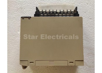 Omron C200H-0C225 Output Module.