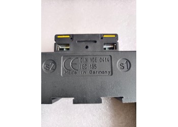 REDUR E13A1056.3 REDUR E13A 1056.3 2500/5A REDUR E13A1056.3 REDUR E13A 1056.3 2500/5A