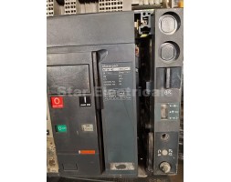 Schneider NT08 H2  800 amp 4 Pole (Air Circuit Breaker)