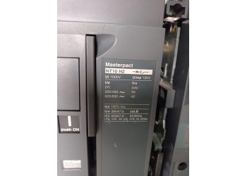 SCHNEIDER NT10 H2 AIR CIRCUIT BREAKER MASTPACT NT10H2 AIR CIRCUIT BREAKER