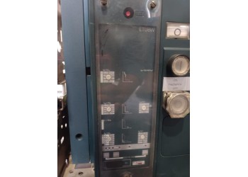 SIEMENS 3WT8322-2AA04-5AB2 AIR CIRCUIT BREAKER SIEMENS 3WT8 3200AMP 3POL AIR CIRCUIT BREAKER