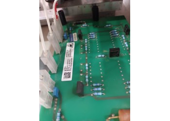 SIEMENS 7VV3003-5AG32-Z SIEMENS SICROWBAR DC 7VV30035AG32Z 