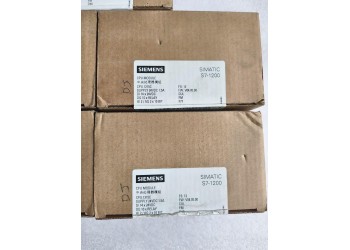 Siemens SIMATIC S7-1200 CPU 1215C DC/DC/Relay PLC (6ES7215-1HG40-0XB0) – 14 DI, 10 Relay DO, 2 AI, 2 AO, PROFINET