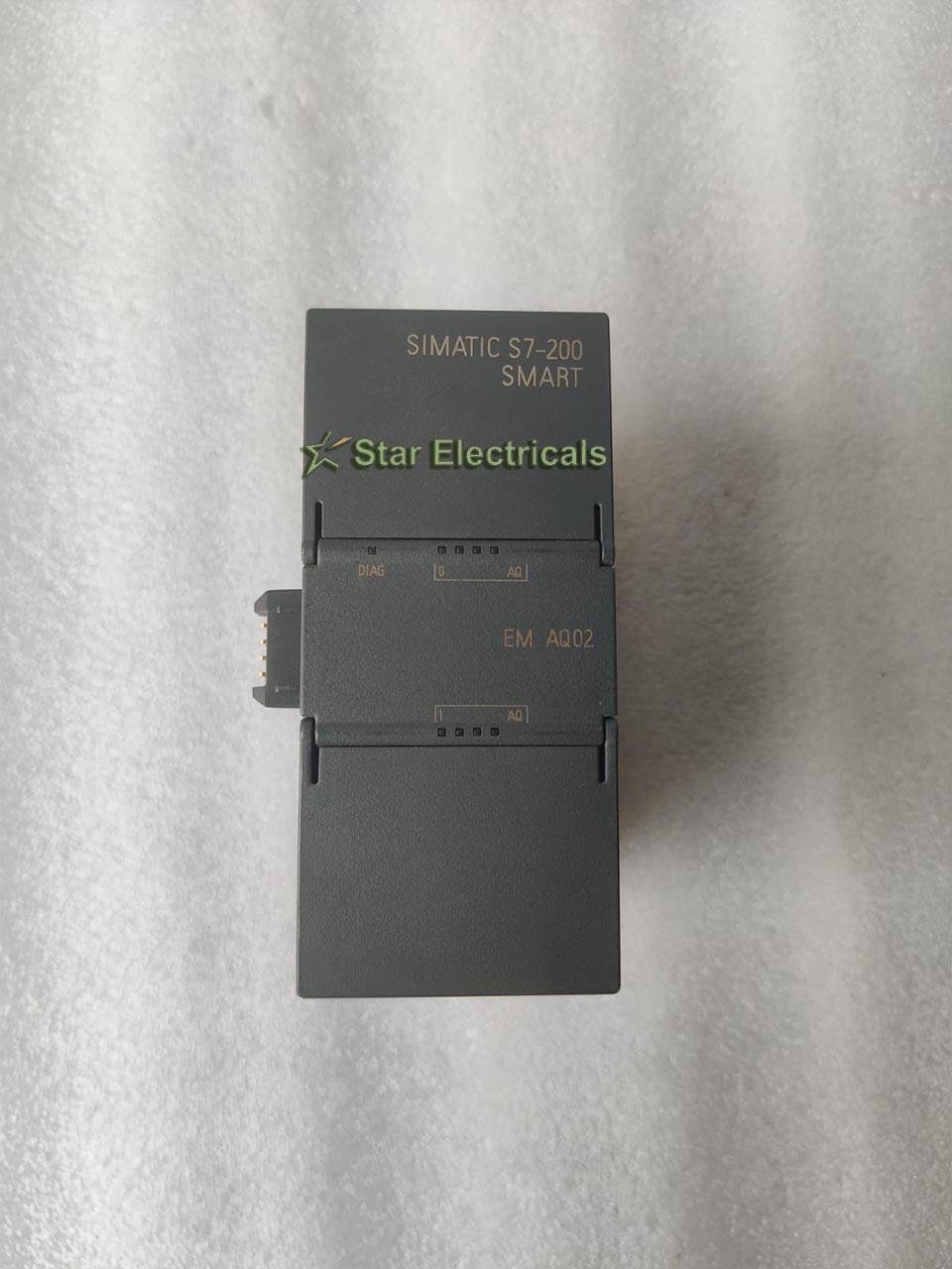 Siemens SIMATIC S7-200 SMART Analog Output Module 6ES7 288-3AQ02-0AA0 – 2 Channel AO, 12 Bit Resolution, Voltage/Current Output